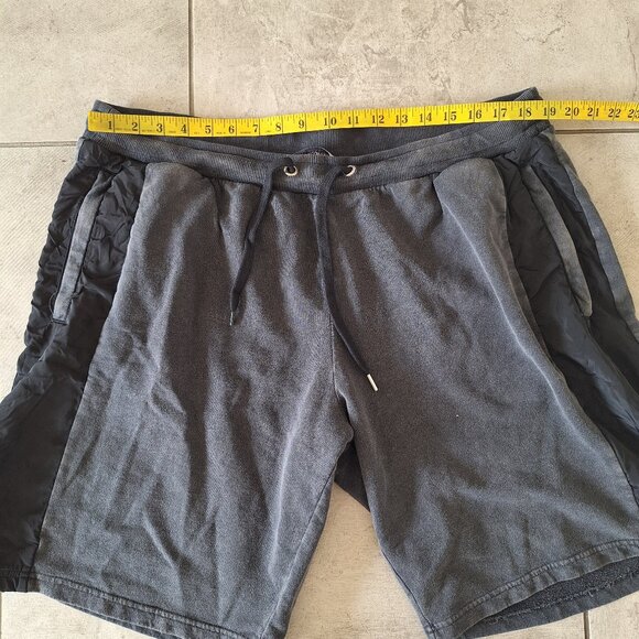 Bolongaro cotton Shorts gray black color size XL - Picture 4 of 6